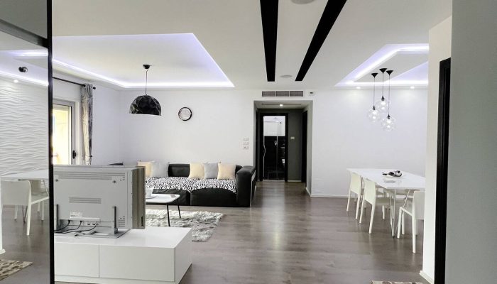 Luxurious condo Vlore